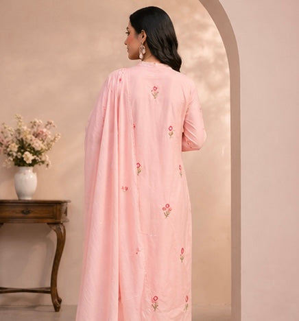 Super-breathable Slub Cotton Embroidered Kurta