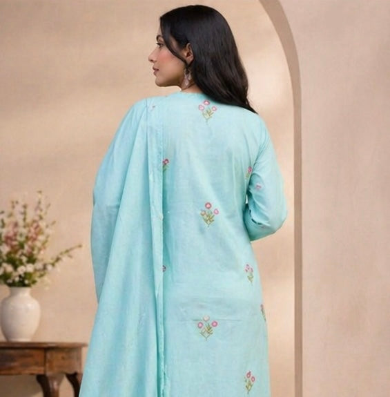 Super-breathable Slub Cotton Embroidered Kurta