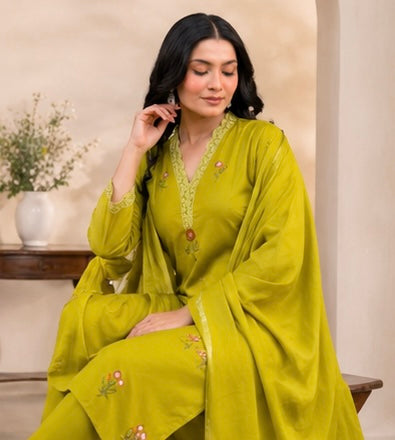 Super-breathable Slub Cotton Embroidered Kurta